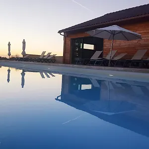 https://les-hauts-dalbas.midi-pyreneeshotels.com